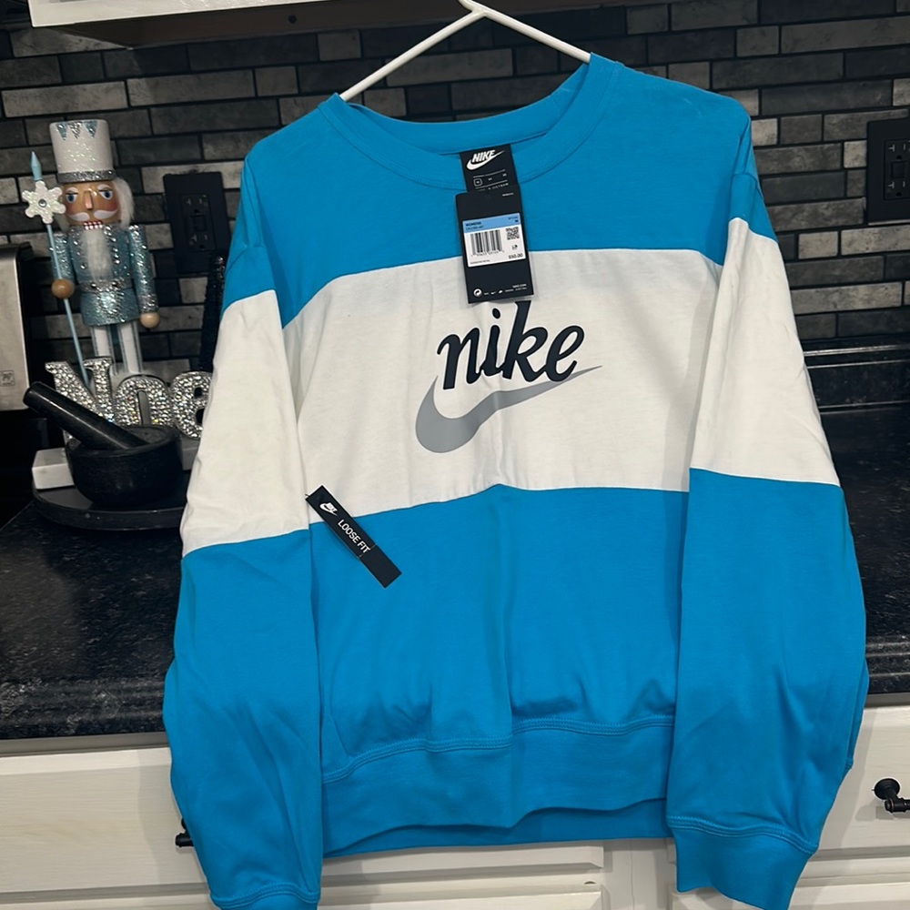 Nike long sleeve